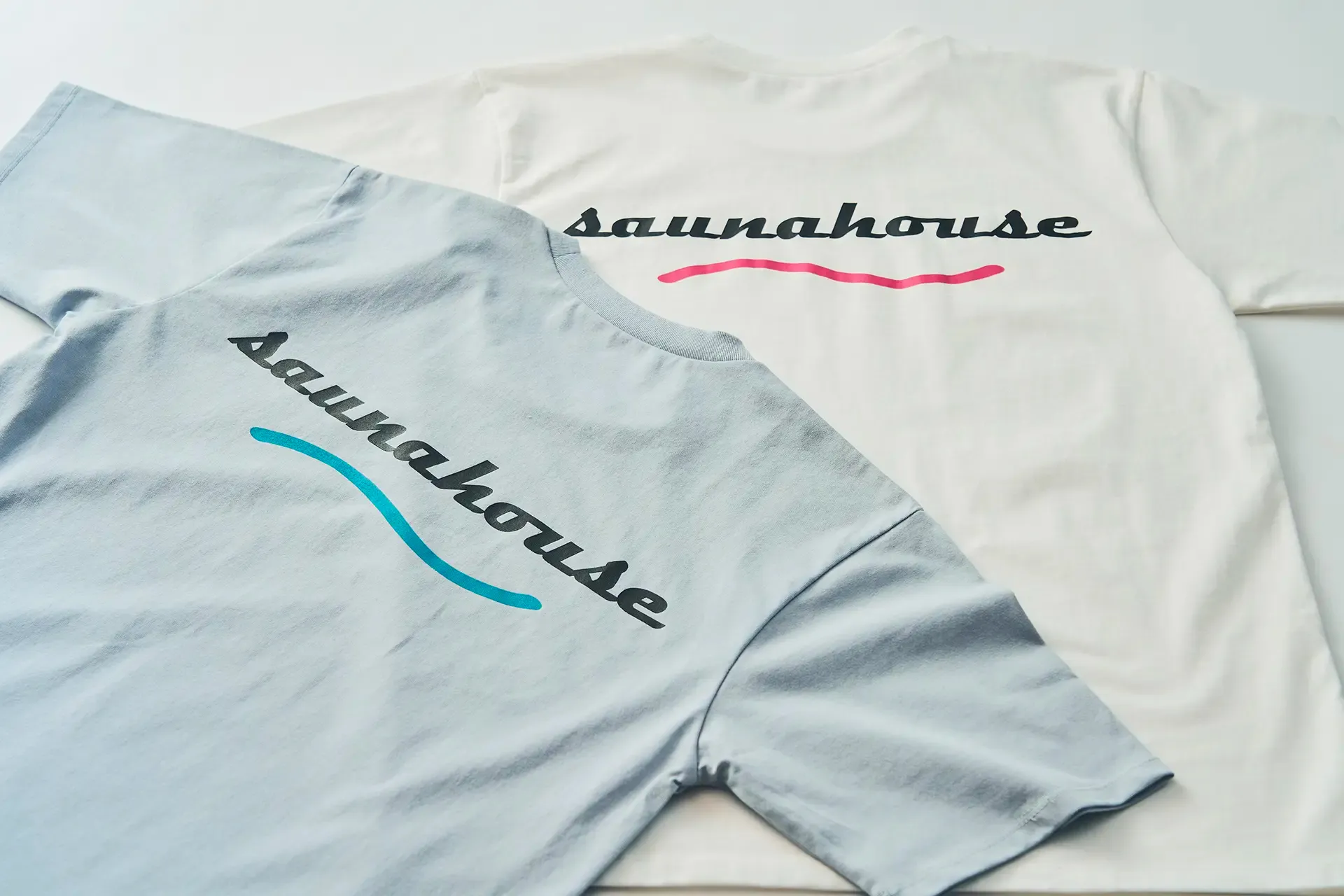 Tシャツ（サックスグレー／ホワイト）